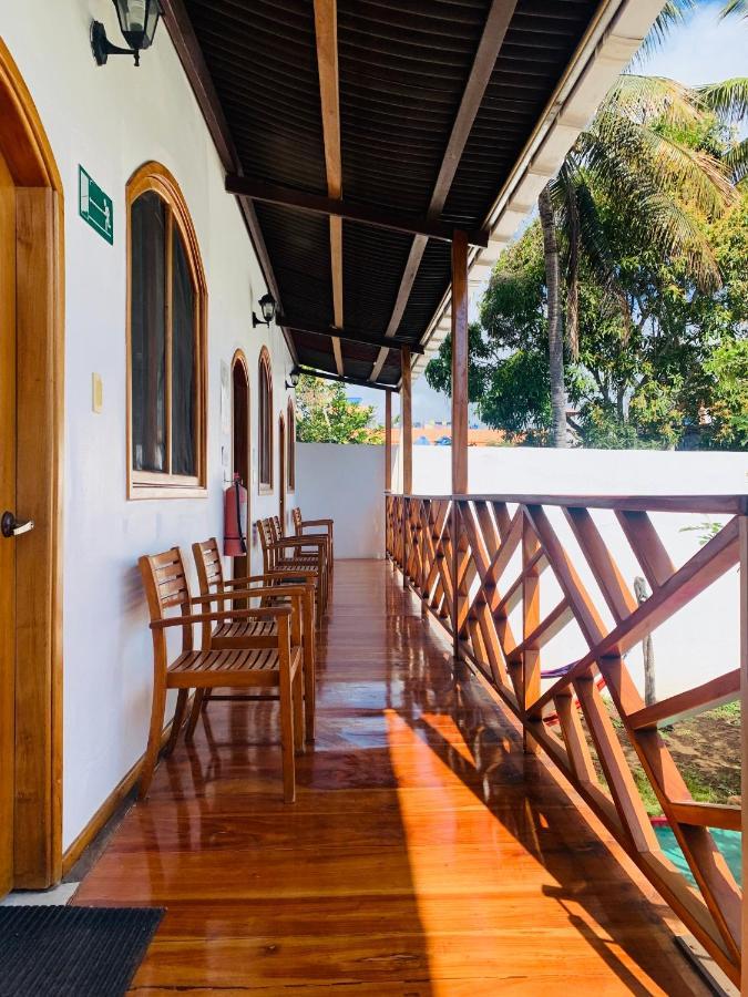 Hostal White House Galapagos Puerto Ayora  Luaran gambar