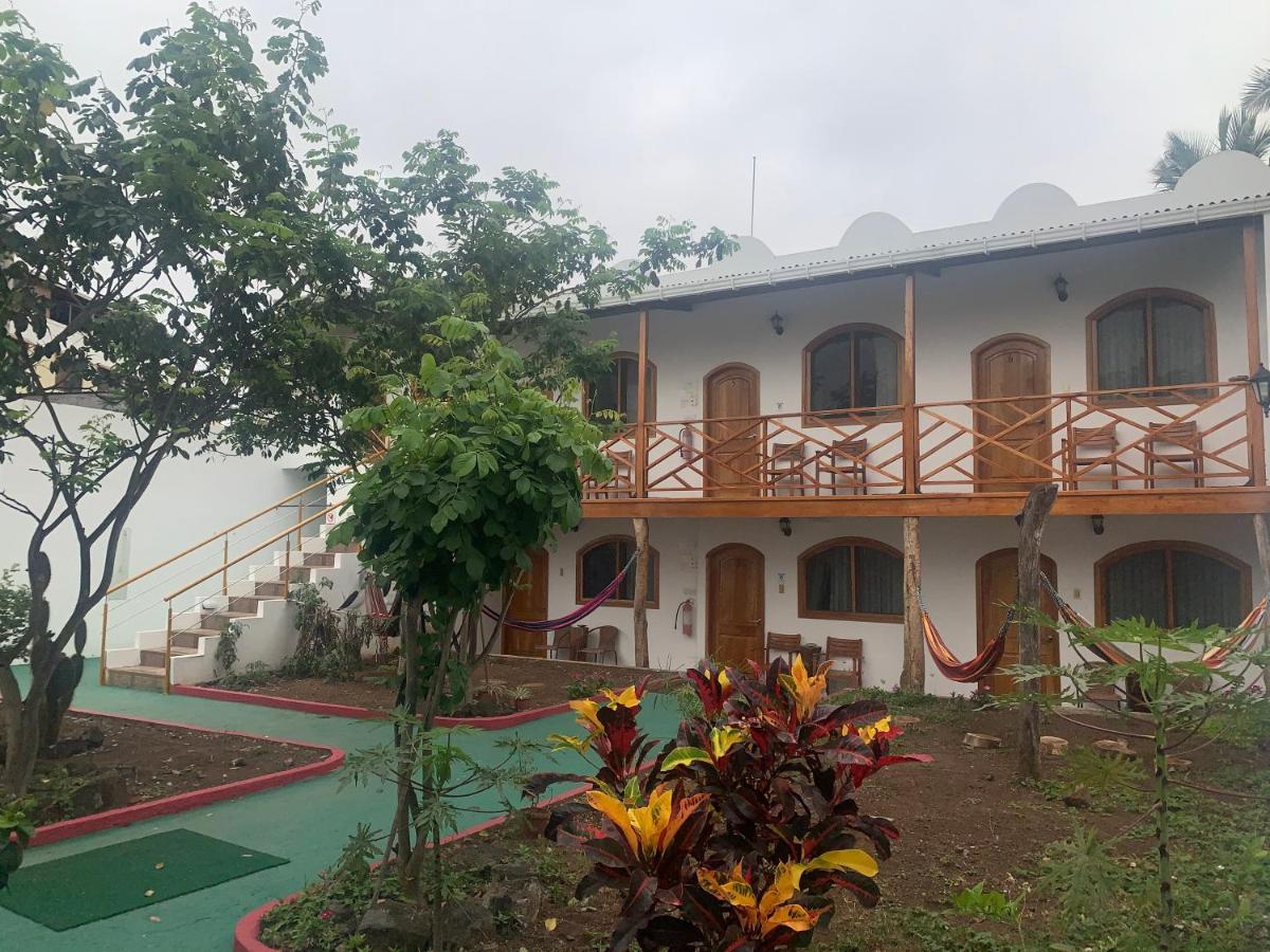 Hostal White House Galapagos Puerto Ayora  Luaran gambar
