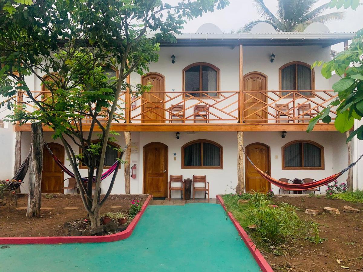 Hostal White House Galapagos Puerto Ayora  Luaran gambar