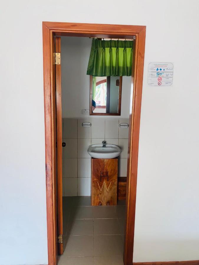 Hostal White House Galapagos Puerto Ayora  Luaran gambar