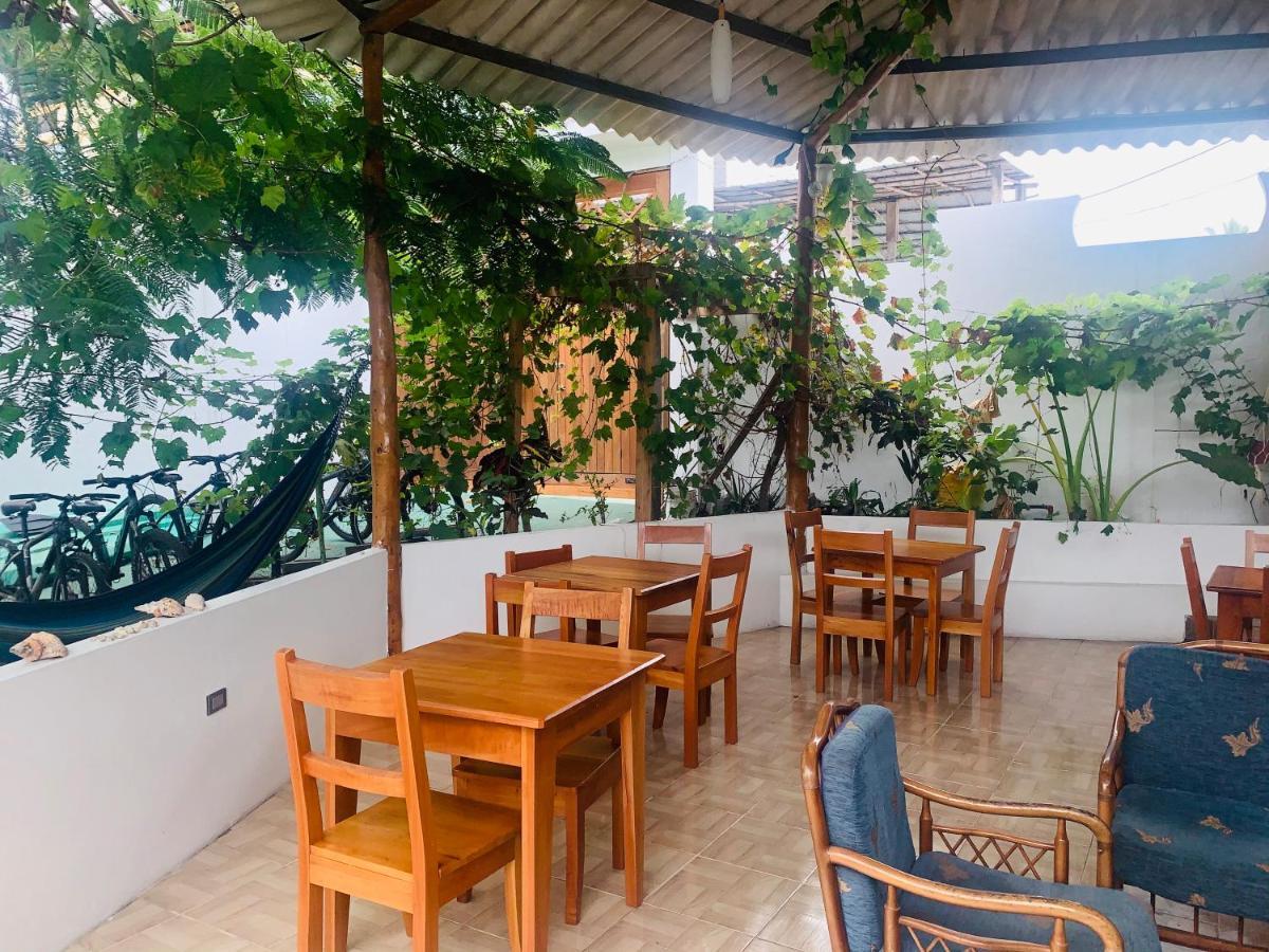 Hostal White House Galapagos Puerto Ayora  Luaran gambar