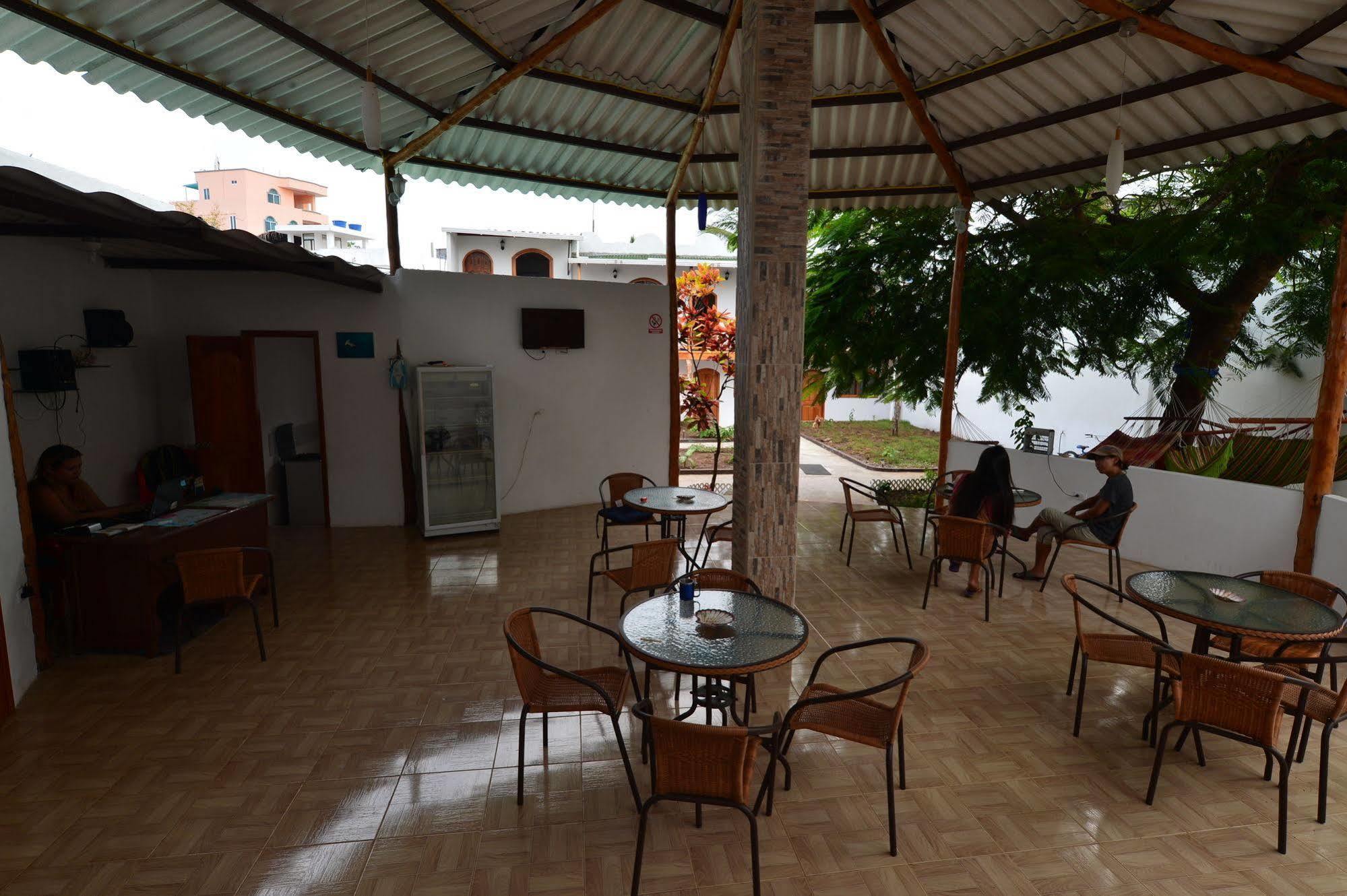 Hostal White House Galapagos Puerto Ayora  Luaran gambar