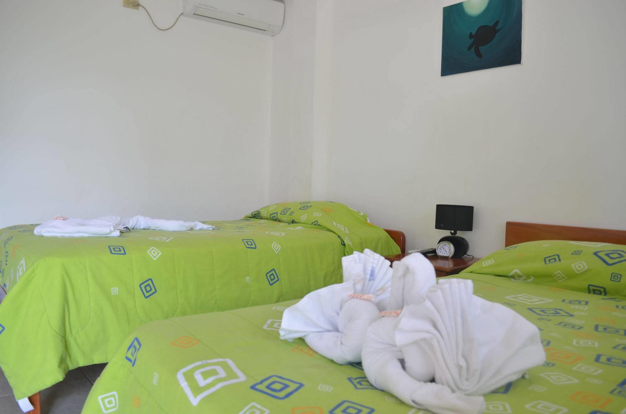 Hostal White House Galapagos Puerto Ayora  Luaran gambar