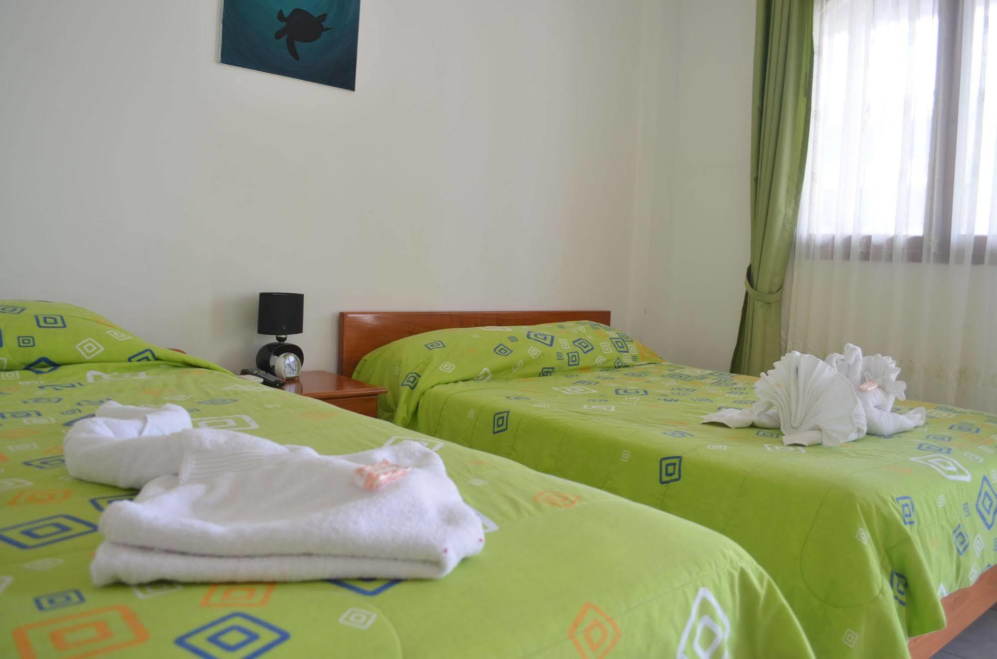 Hostal White House Galapagos Puerto Ayora  Luaran gambar