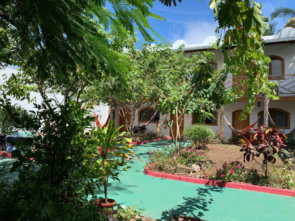 Hostal White House Galapagos Puerto Ayora  Luaran gambar